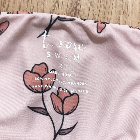 T.Rose swim bottoms🍑 - Picture 2 of 2